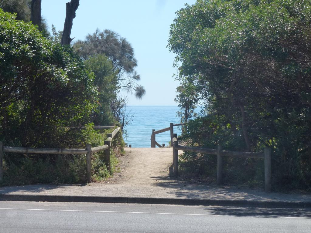 Dromana Beach Getaway Værelse billede